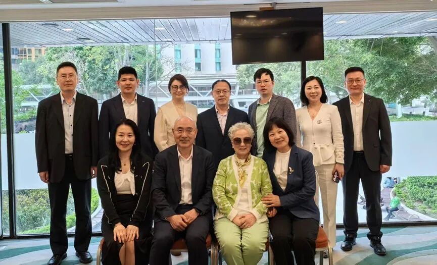 青港攜手 共創未來｜青島科技大學校長陳克正一行拜訪香港青島同鄉聯誼會座談